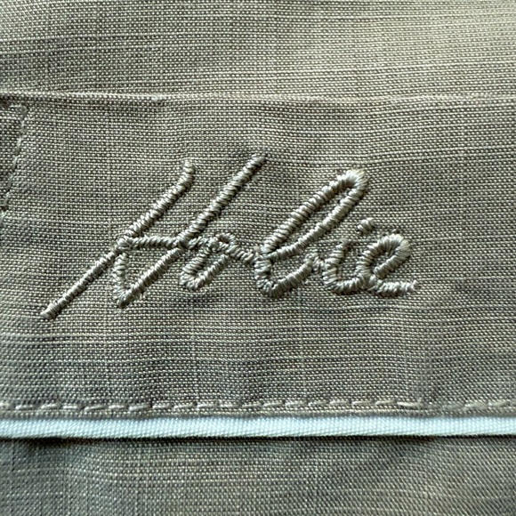 Hobie Short Sleeve Button Shirt Tan Rayon Blend Size S – Small flaw - Picture 3 of 13